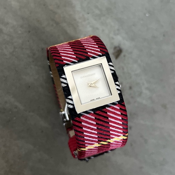 Burberry Red and Black Plaid Women's Watch - Picture 1 of 8